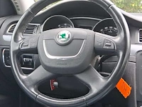 Škoda superb combi 1.4 tsi comfort business line | 69-ljn-9 - afbeelding 10 van  45