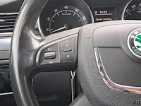 Škoda superb combi 1.4 tsi comfort business line | 69-ljn-9 - afbeelding 13 van  45