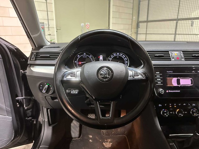 Skoda superb combi 1.6 tdi greenl. bns 120pk 2018, rl-442-x - afbeelding 11 van  43