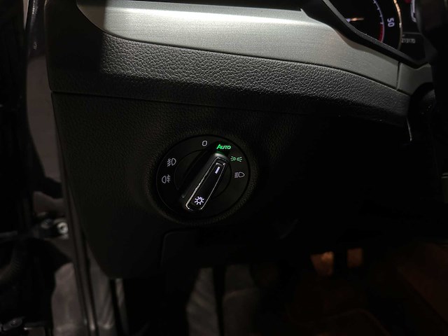 Skoda superb combi 1.6 tdi greenl. bns 120pk 2018, rl-442-x - afbeelding 14 van  43