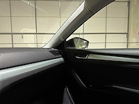 Skoda superb combi 1.6 tdi greenl. bns 120pk 2018, rl-442-x - afbeelding 25 van  43