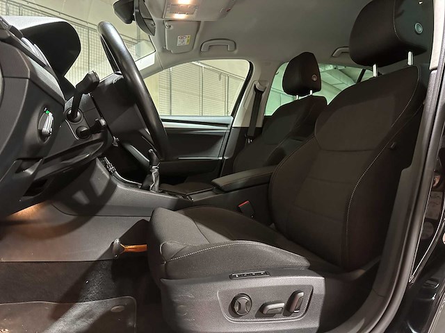 Skoda superb combi 1.6 tdi greenl. bns 120pk 2018, rl-442-x - afbeelding 27 van  43