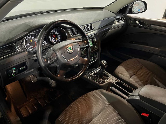 Skoda superb combi 1.6 tdi grl. amb.bns, 24-rsz-5 - afbeelding 11 van  11