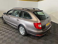 Skoda superb combi 1.6 tdi grl.comf.bns, 73-tjl-5 - afbeelding 12 van  19
