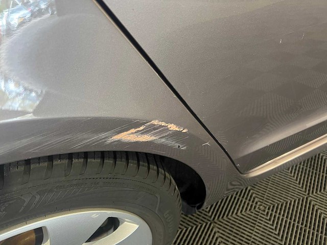 Skoda superb combi 1.6 tdi grl.comf.bns, 73-tjl-5 - afbeelding 17 van  19