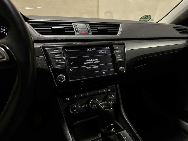 Skoda superb combi 1.6 tdi style business 120pk 2016 (origineel-nl), kg-068-z - afbeelding 12 van  44