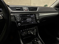 Skoda superb combi 1.6 tdi style business 120pk 2016 (origineel-nl), kg-068-z - afbeelding 12 van  44
