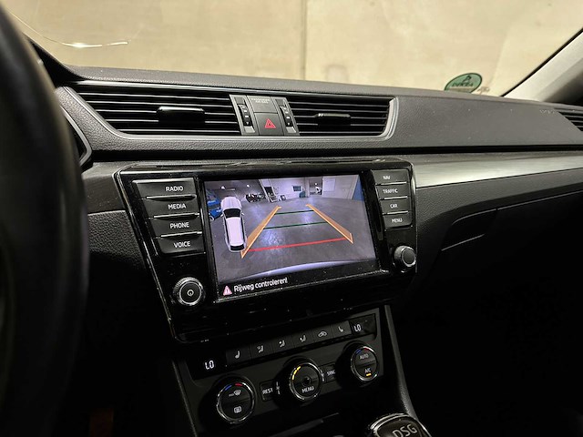 Skoda superb combi 1.6 tdi style business 120pk 2016 (origineel-nl), kg-068-z - afbeelding 13 van  44