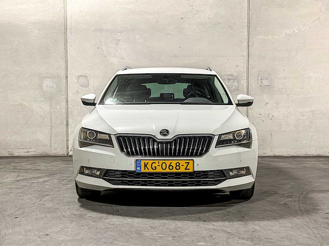 Skoda superb combi 1.6 tdi style business 120pk 2016 (origineel-nl), kg-068-z - afbeelding 19 van  44