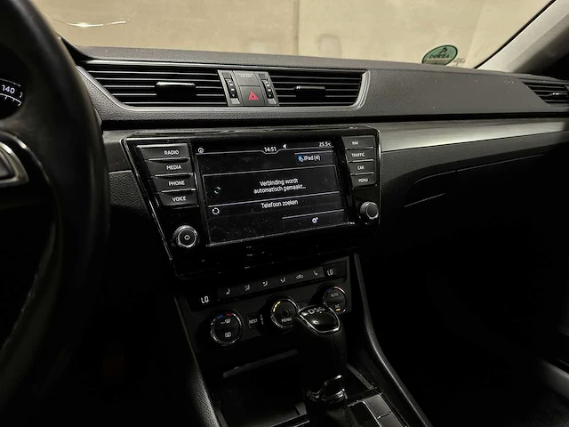 Skoda superb combi 1.6 tdi style business 120pk 2016 (origineel-nl), kg-068-z - afbeelding 20 van  51