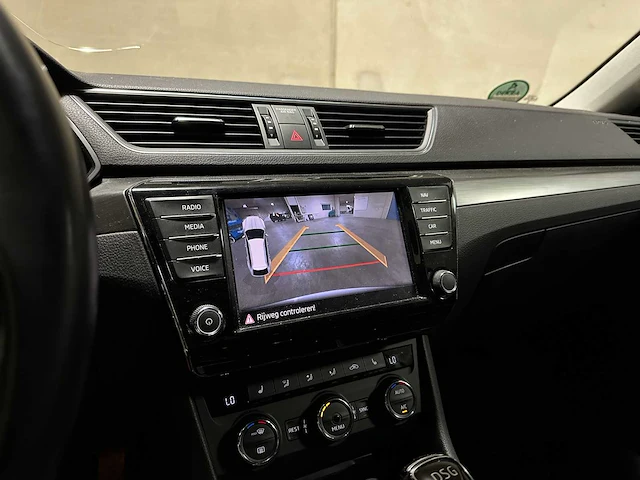 Skoda superb combi 1.6 tdi style business 120pk 2016 (origineel-nl), kg-068-z - afbeelding 21 van  51