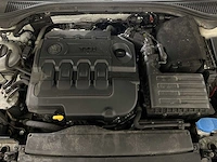 Skoda superb combi 1.6 tdi style business 120pk 2016 (origineel-nl), kg-068-z - afbeelding 36 van  51