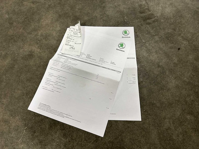 Skoda superb combi 1.6 tdi style business 120pk 2016 (origineel-nl), kg-068-z - afbeelding 40 van  51