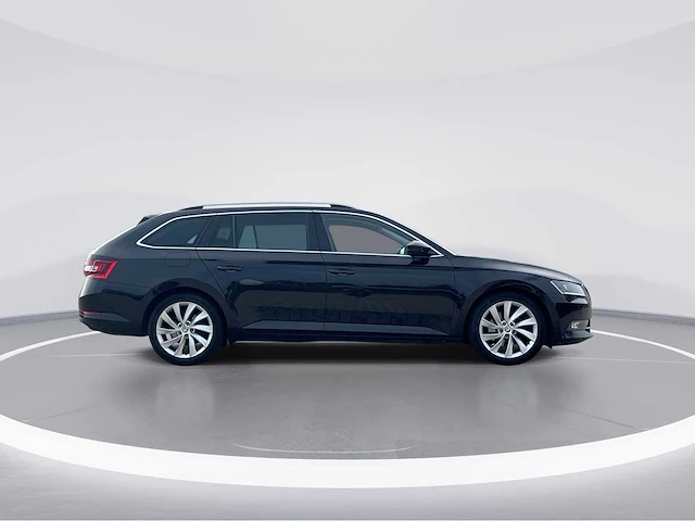 Škoda superb combi 1.6 tdi style business | nv-025-z - afbeelding 24 van  36