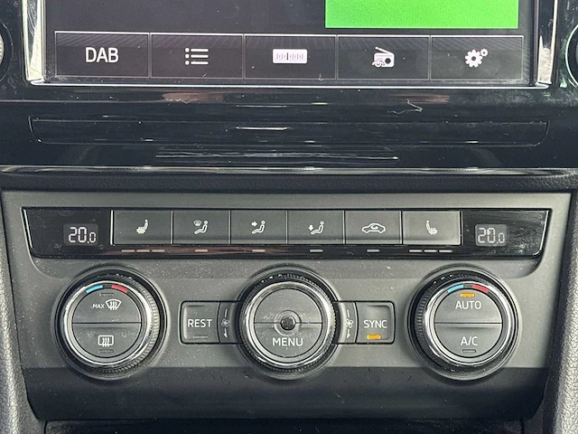 Škoda superb combi 1.6 tdi style business | nv-025-z - afbeelding 26 van  36