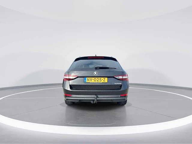 Škoda superb combi 1.6 tdi style business | nv-025-z - afbeelding 1 van  36