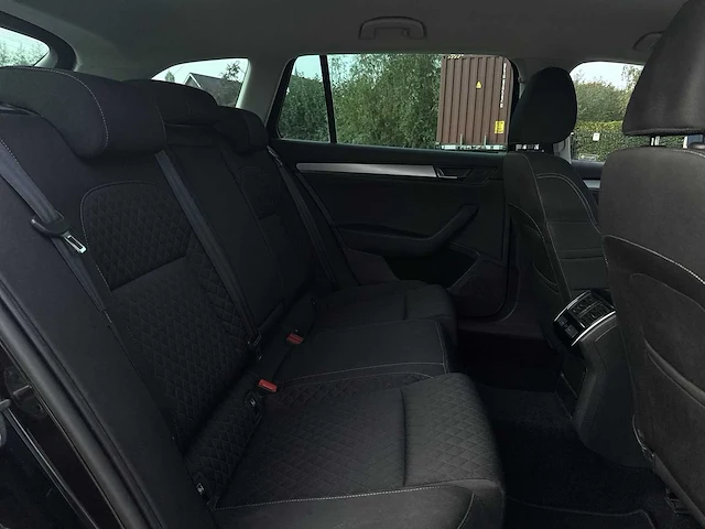 Škoda superb combi 1.6 tdi style business | nv-025-z - afbeelding 6 van  36