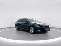 Škoda superb combi 1.6 tdi style business | nv-025-z - afbeelding 31 van  36