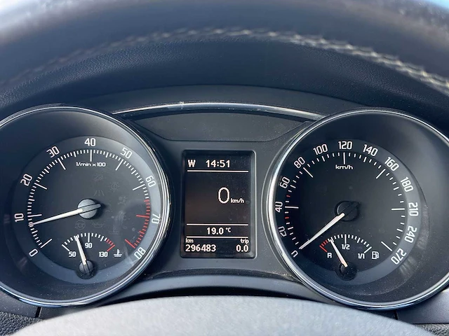 Skoda superb combi 1.8 tsi | 98-lfk-9 i - afbeelding 4 van  33