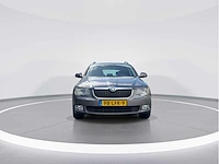Skoda superb combi 1.8 tsi | 98-lfk-9 i - afbeelding 23 van  33