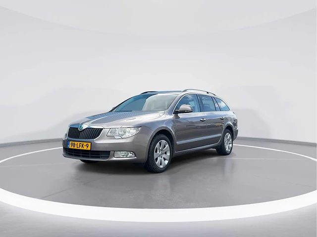 Skoda superb combi 1.8 tsi | 98-lfk-9 i - afbeelding 29 van  33