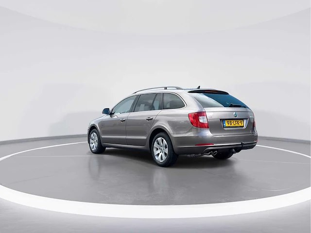 Skoda superb combi 1.8 tsi | 98-lfk-9 i - afbeelding 33 van  33