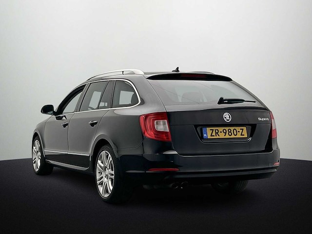 Skoda superb combi 1.8 tsi active business line 2011 | zr-980-z - afbeelding 1 van  40