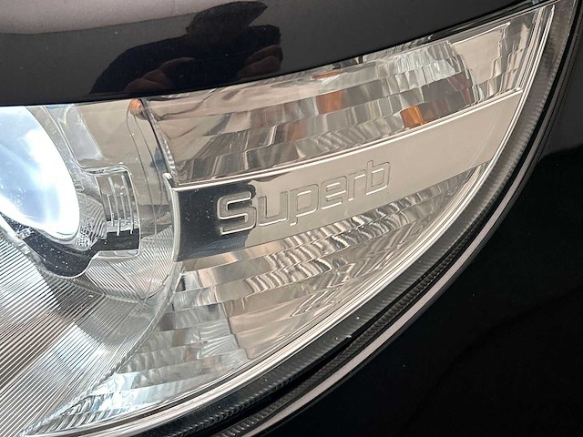 Skoda superb combi 1.8 tsi active business line 2011 | zr-980-z - afbeelding 26 van  40