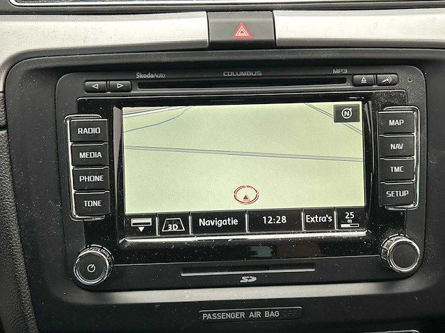 Skoda superb combi 1.8 tsi active business line 2011 | zr-980-z - afbeelding 36 van  40