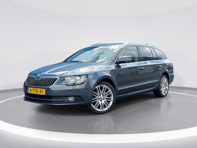Skoda superb combi 1.8 tsi ambition | 4-ttr-41 i - afbeelding 1 van  11