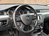 Skoda superb combi 1.8 tsi ambition | 4-ttr-41 i - afbeelding 10 van  11