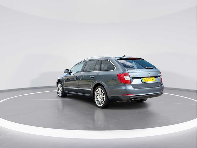 Skoda superb combi 1.8 tsi ambition | 4-ttr-41 i - afbeelding 11 van  11