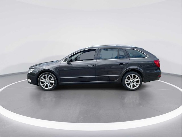 Skoda superb combi 1.8 tsi ambition business 2011 | 05-pft-2 - afbeelding 27 van  29