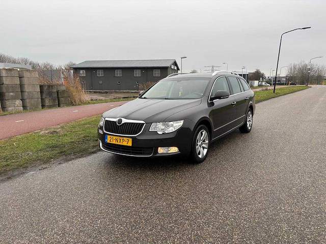 Skoda superb combi 1.8 tsi ambition business 2011 | 21-nxp-7 i - afbeelding 1 van  12