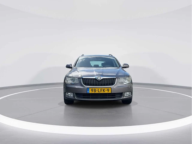 Škoda superb combi 1.8 tsi i | 98-lfk-9 - afbeelding 27 van  32
