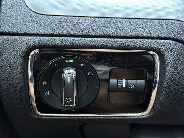 Skoda superb combi business line 1.8 tsi | 48-tbg-6 i - afbeelding 8 van  26