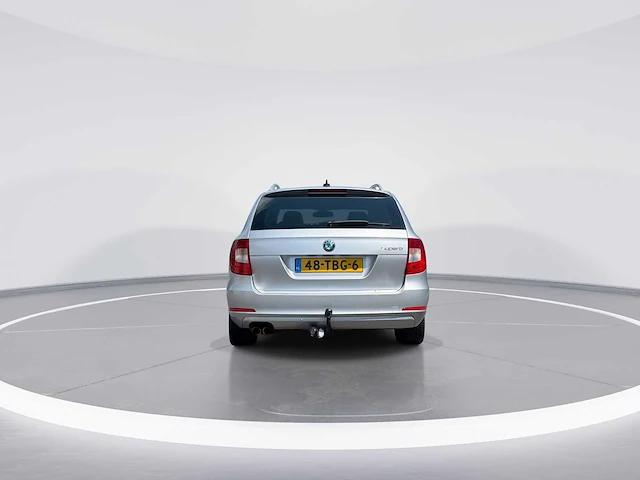Skoda superb combi business line 1.8 tsi | 48-tbg-6 i - afbeelding 4 van  36