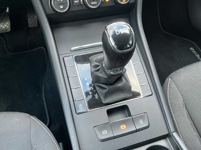 Skoda superb personenauto - afbeelding 5 van  37