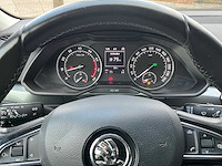 Skoda superb personenauto - afbeelding 8 van  37