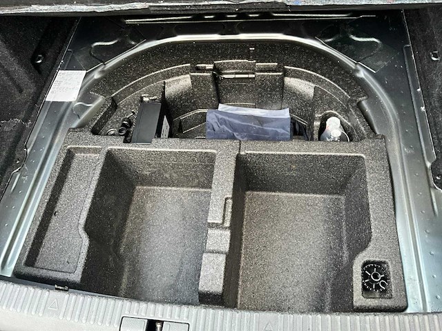 Skoda superb personenauto - afbeelding 16 van  37