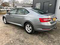 Skoda superb personenauto - afbeelding 32 van  37