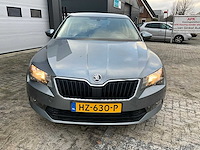 Skoda superb personenauto - afbeelding 36 van  37