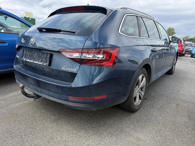 Skoda superb sw 1.6 cr tdi style, 2019 - afbeelding 31 van  36
