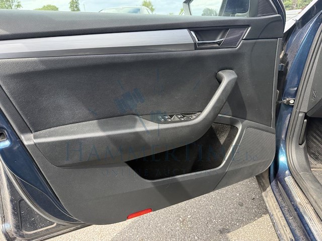 Skoda superb sw 1.6 cr tdi style, 2019 - afbeelding 34 van  36