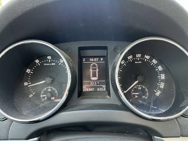 Škoda yeti 1.2 tsi ambition | 5-txp-63 - afbeelding 2 van  25