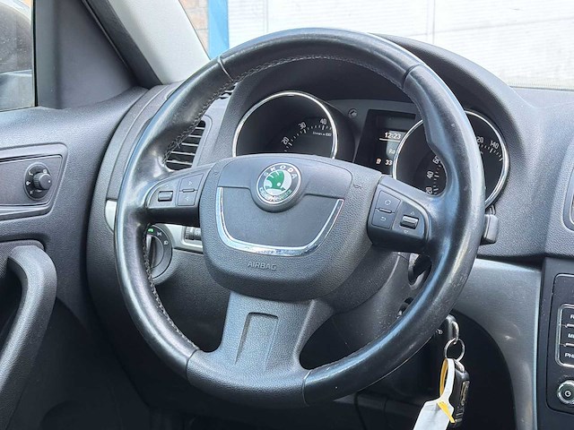 Skoda yeti 1.2 tsi elegance 2011 | 47-pbr-2 - afbeelding 22 van  24