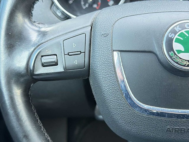 Skoda yeti 1.2 tsi elegance 2011 | 47-pbr-2 - afbeelding 19 van  26