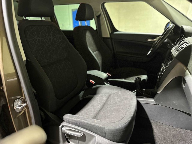Skoda yeti 1.2 tsi tour 105pk 2013 (origineel-nl), 01-zjx-8 - afbeelding 32 van  48