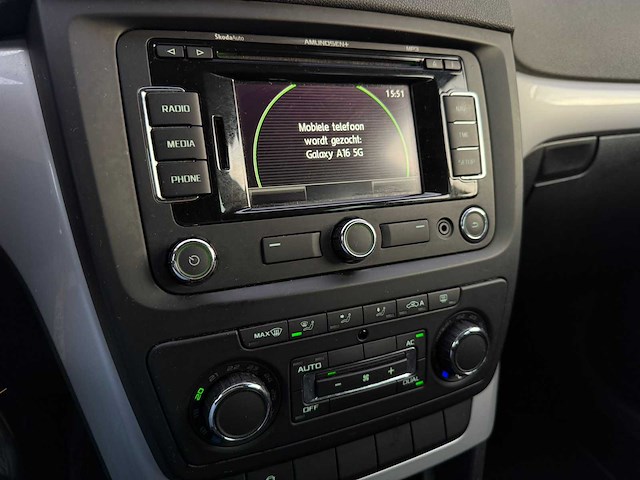 Skoda yeti 1.2 tsi tour, 11-szn-2 - afbeelding 16 van  22