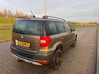 Skoda yeti 1.2 tsi tour, 11-szn-2 - afbeelding 2 van  22